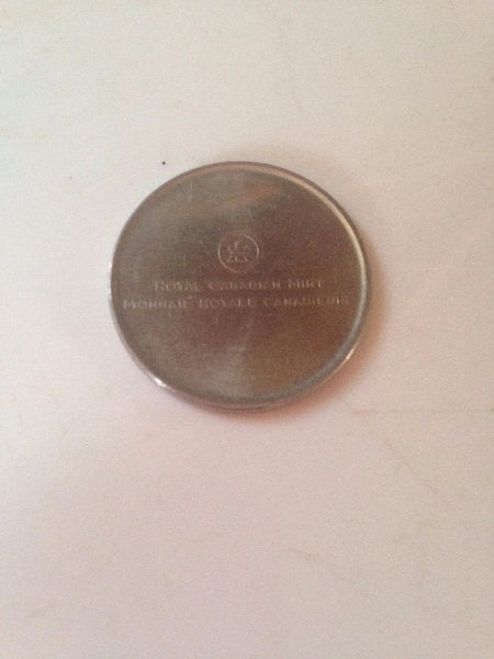 1-Sided-Loonie-Misprint-From-The-Canadian-Mint